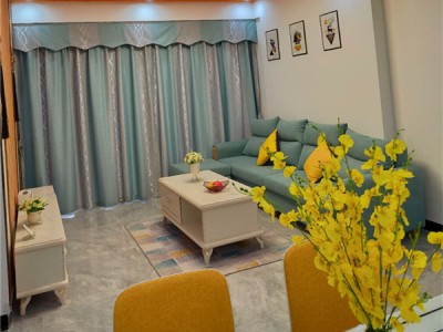 东莞麻涌（华阳湖悦城花园）一线湖景房：54-129㎡（带阳台，天燃气到户）