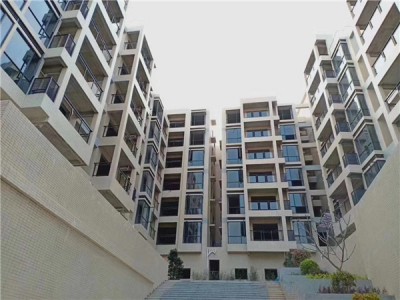 长安《滨海名居》户型方正，户户通风采光一流，无敌视野