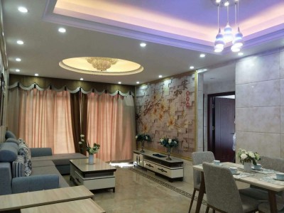 厚街桥头《富华雅苑》地铁物业1栋两单元，80%使用率（无敌采光）两梯六户4800起