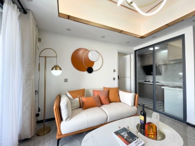 松湖畔山】 震撼闪亮登场，豪华奢侈大平层 规模：四大栋天然气小区