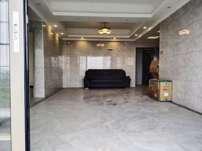 东莞大岭山《松湖山水雅苑》​双地铁口物业 周边配套齐全，均价4500元