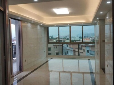 大岭山杨屋【文苑华府】4栋小区，临深楼盘，楼下即停车位