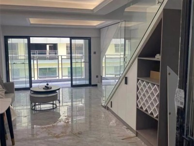 大朗黎贝岭双地铁口《松城花园》6栋封闭式管理小区 ，两房带装修39.8万任选