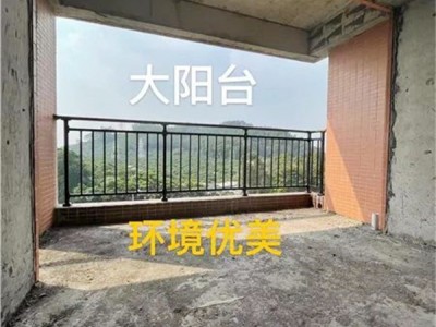 长安中心区《新安花园》两栋合围式小区，带停车场，周边配套齐全，交通便利