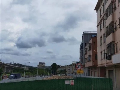 东莞地铁1号花园在哪里？能买吗？地铁口物业(地铁1号花园)均价3580，自带停车场