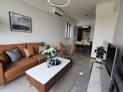 凤岗天鹅湖畔花园产权性质？2022凤岗天鹅湖畔花园）规划简介（华为雅苑）通燃气精装修，均价1.3w