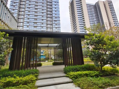 龙华9栋大型花园小区【九龍府】首付35万起，带停车场，通天然气，可分期10年