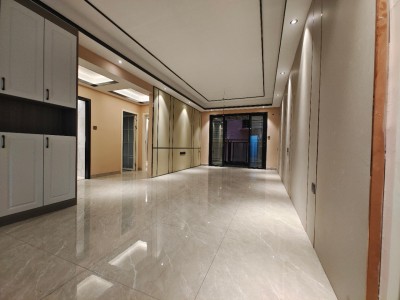 长安厦边【阳光尚城】特价3988元/㎡起，首付4成，可分期6年，带免费停车区