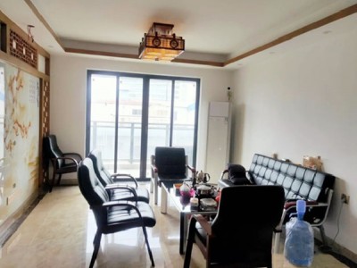 长安沙头3栋大型小区【湖山庄园】特价6680起，带地下停车场，天然气管道